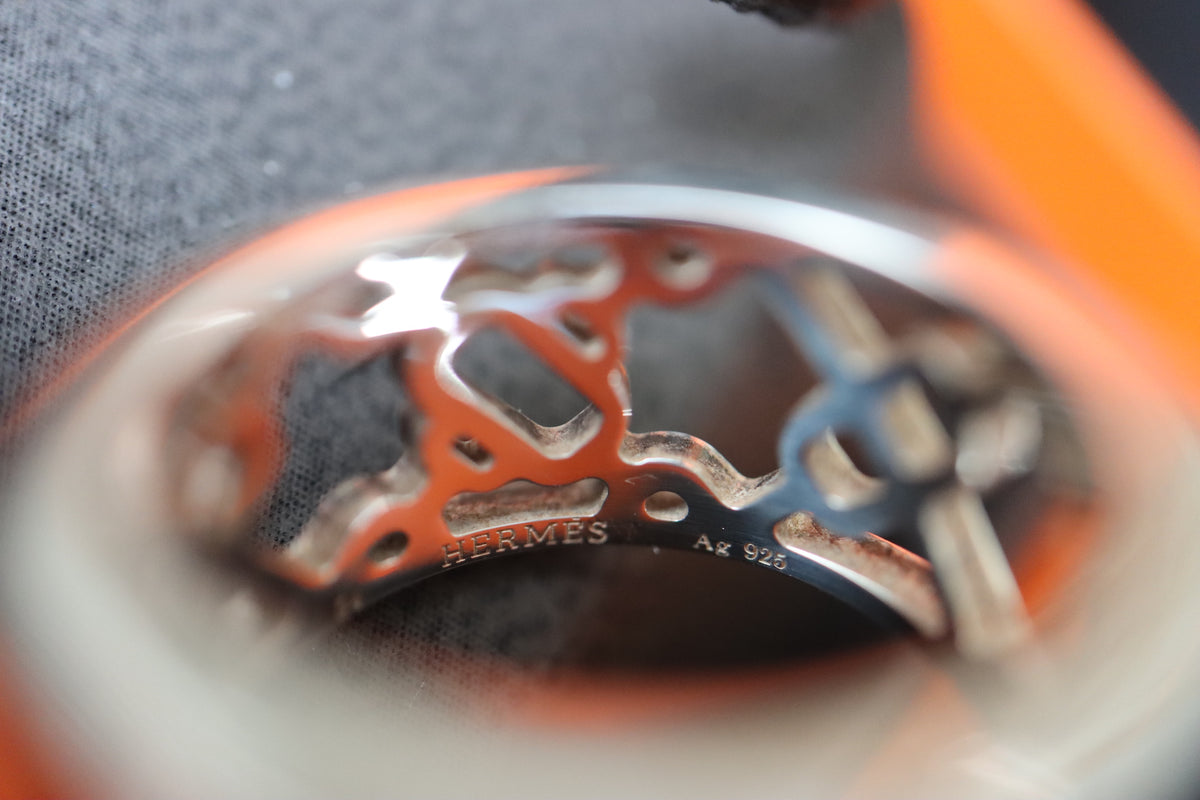 Hermès Chaîne d'Ancre Passerelle Sterling Silver Cutout Band Ring