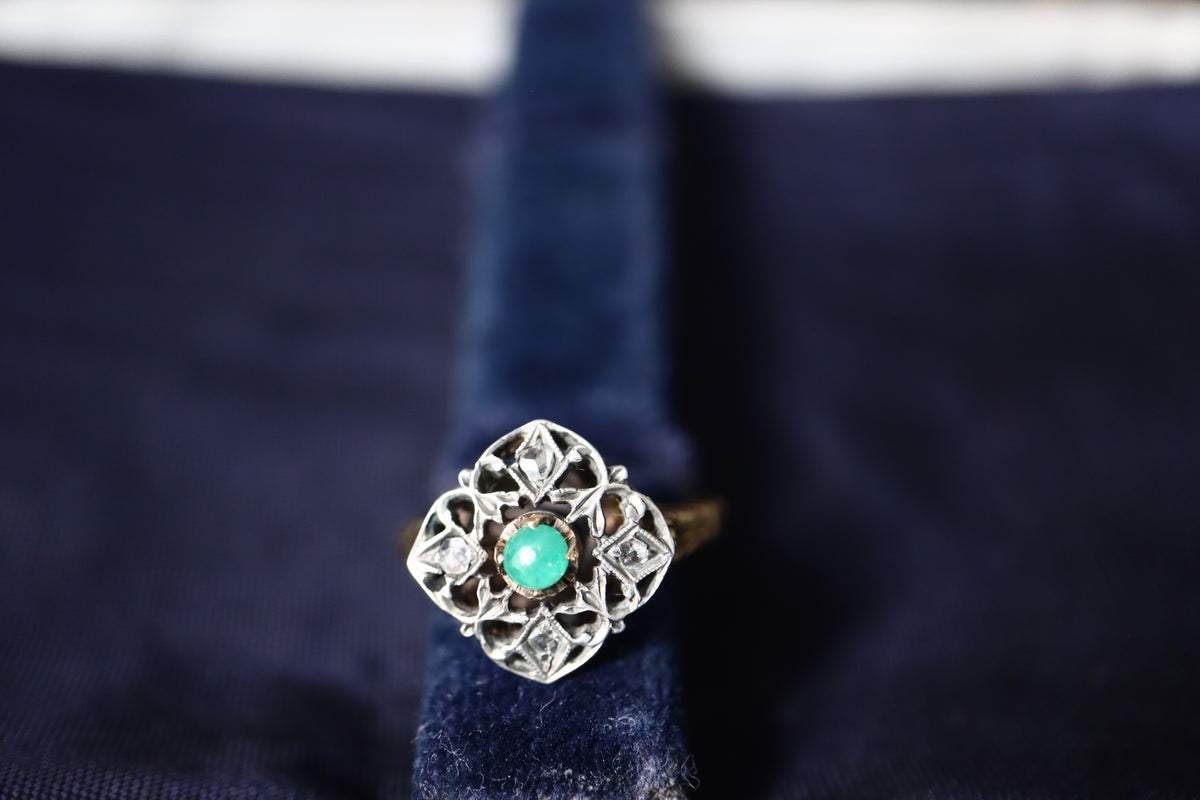 ANTIQUE Victorian 18K Gold & Silver Cabochon Emerald 4 Rose-Cut Diamond Lattice Ring