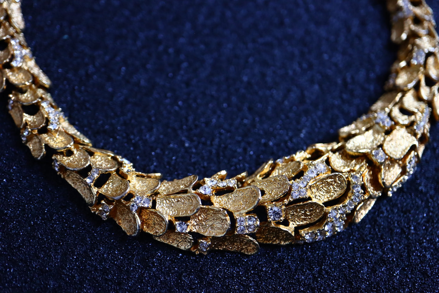 Vintage 1968 Henkel & Grossé gold-tone feather rhinestone necklace
