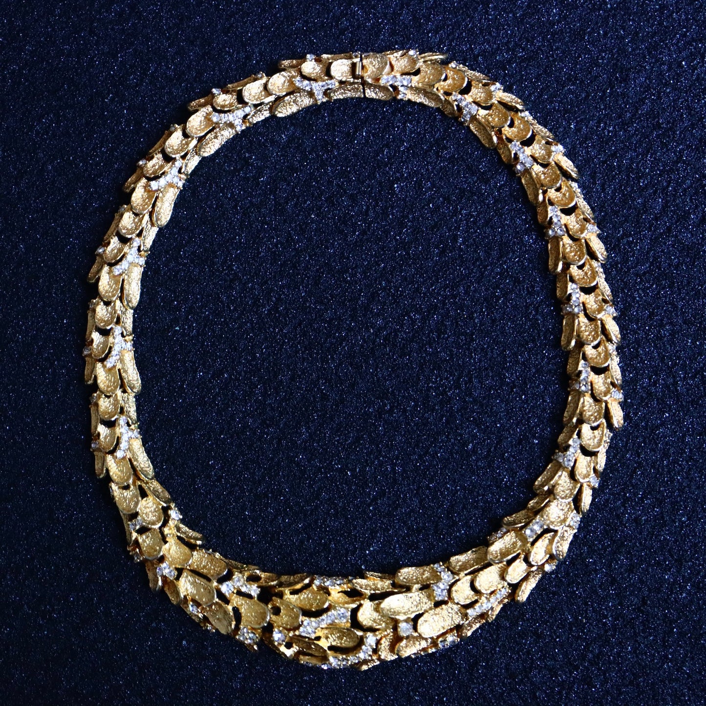 Vintage 1968 Henkel & Grossé gold-tone feather rhinestone necklace