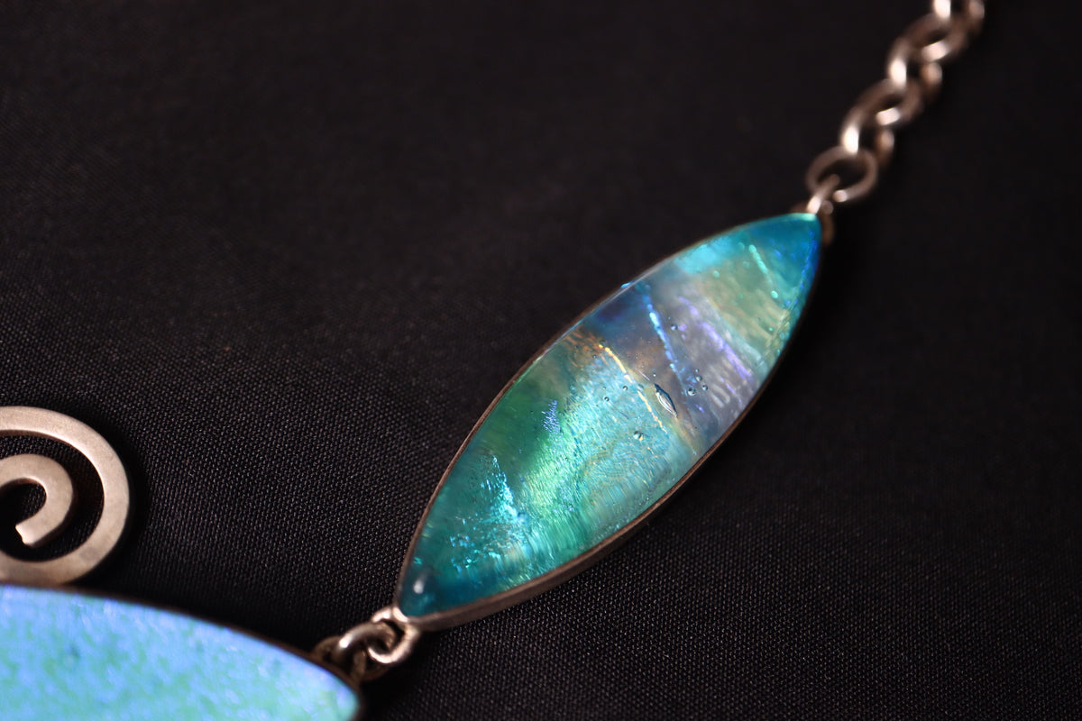 CONTEMPORARY Artisan Modernist Sterling Silver Dichroic Art Glass Statement Necklace