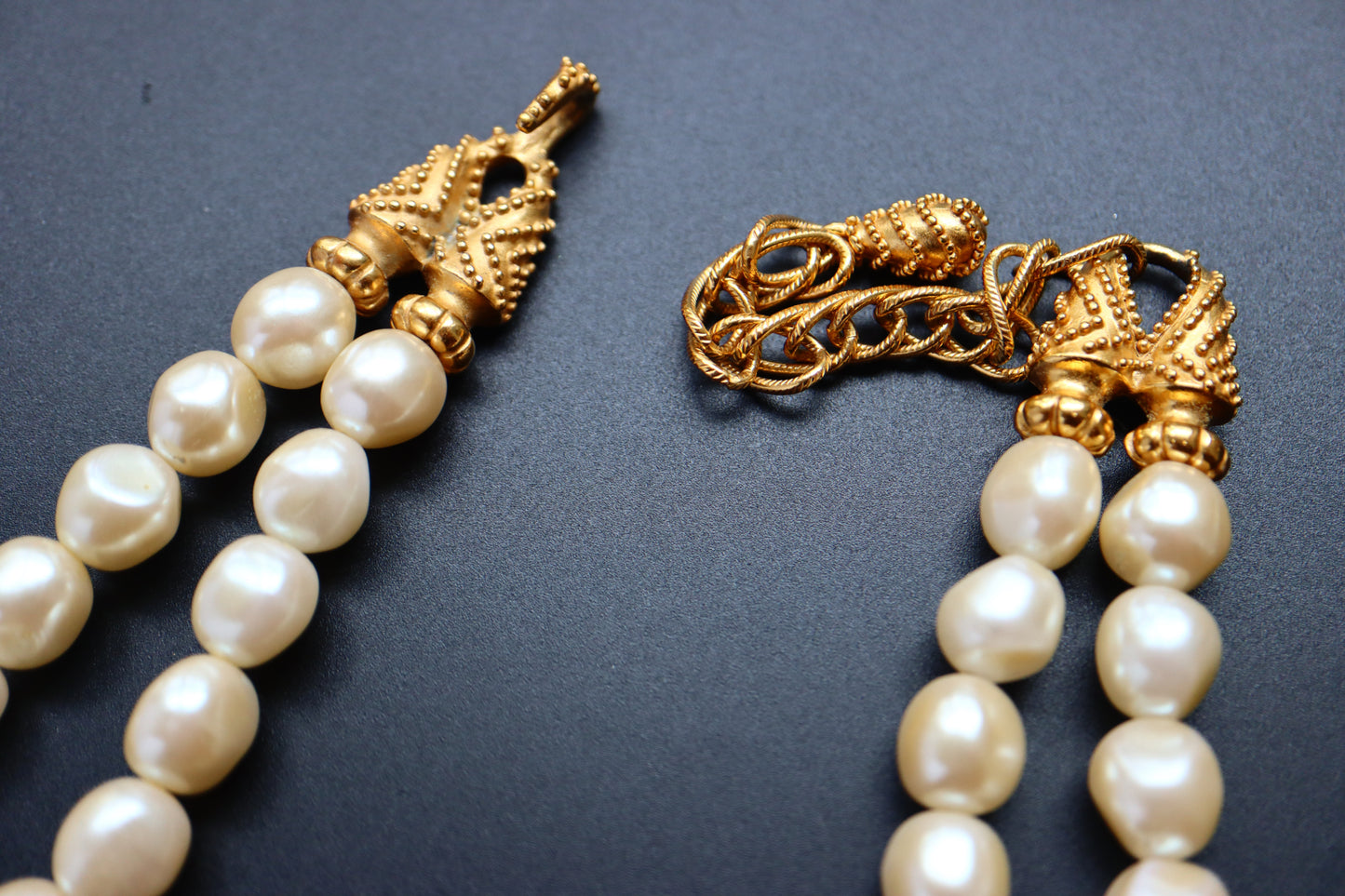 Vintage Franklin Mint 1988 Heracles knot faux pearls necklace