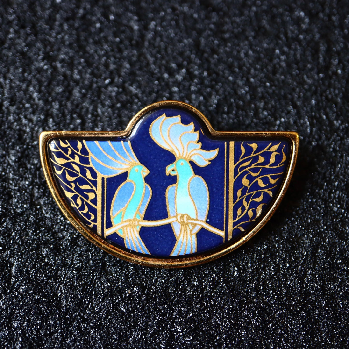 Vintage Michaela Frey Team love birds parrots enamel brooch