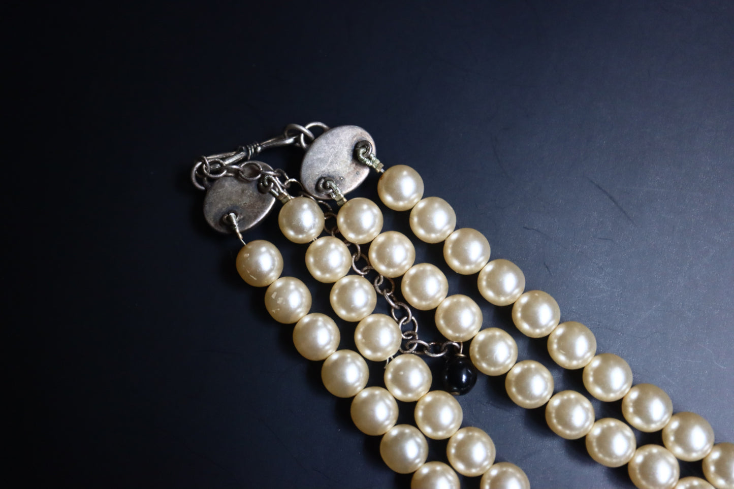 Vintage Philippe Ferrandis black and white camilla faux pearl necklace