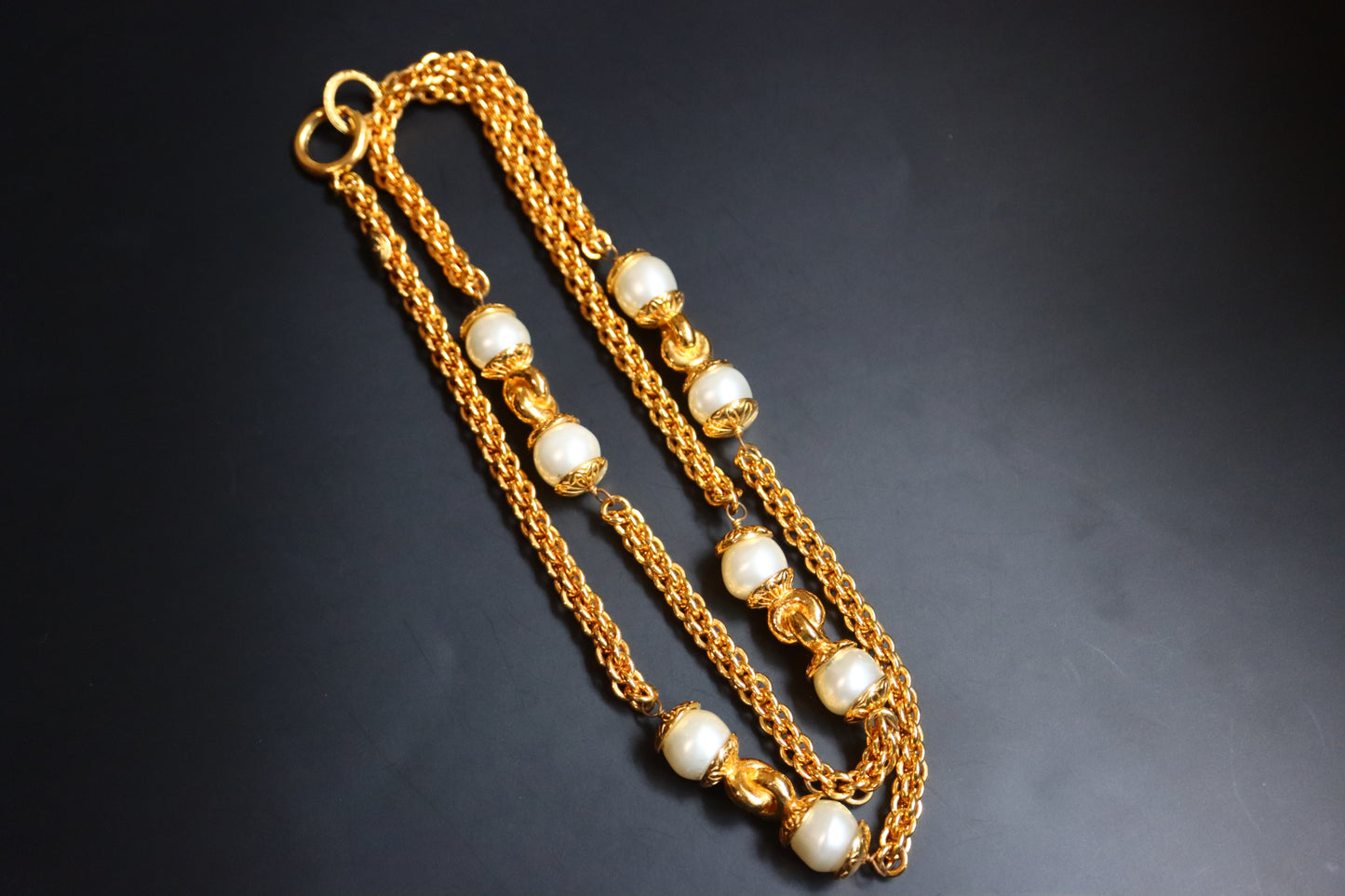 Vintage 1970s Chanel gold chain Pearls sautoir necklace