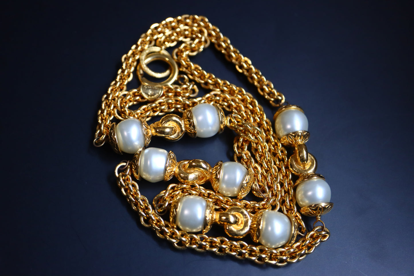 Vintage 1970s Chanel gold chain Pearls sautoir necklace