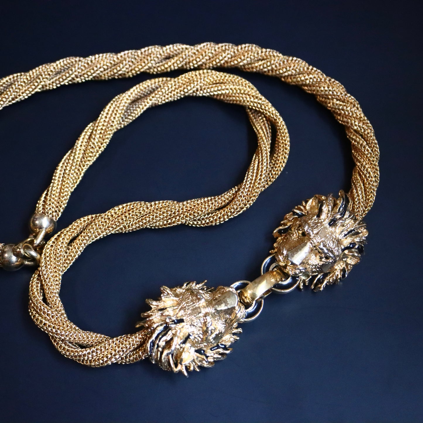 Vintage 1974 Henkel & Grossé lion convertible long necklace