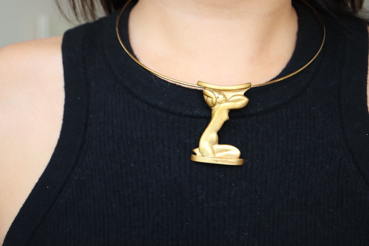 Vintage Modigliani 1998 Italy Artist gold tone sculpture collar necklace