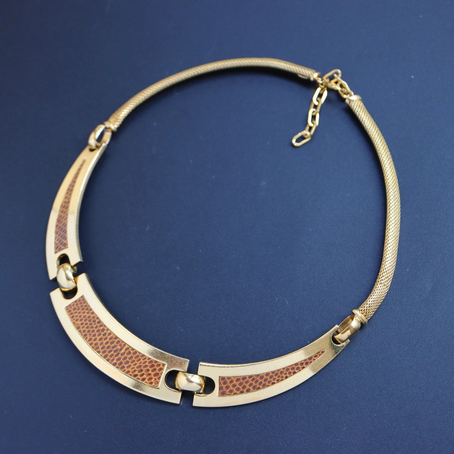 Vintage 1972 Henkel & Grossé Germany lizard leather gold-tone collar necklace