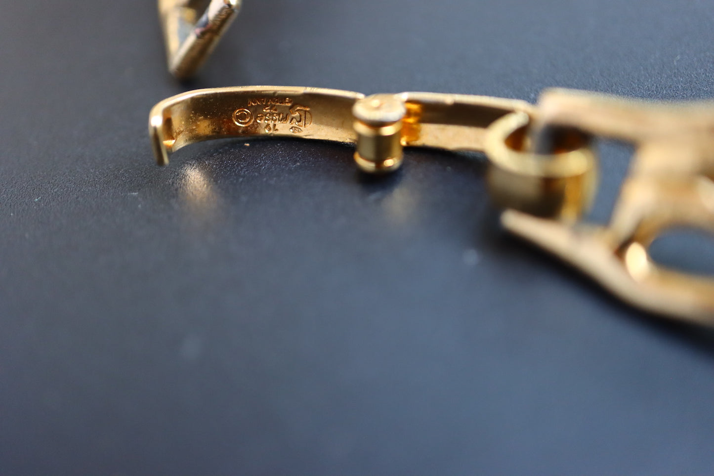 Vintage 1972 Henkel & Grossé Germany weaving gold-tone collar necklace